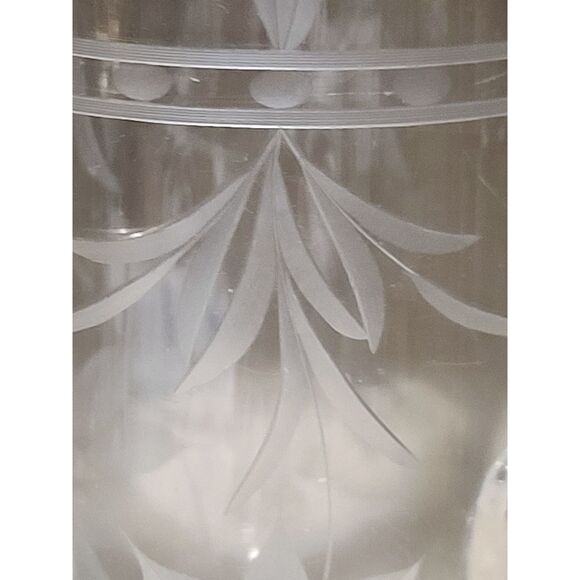 Hand-Blown Clear Crystal Water Pitcher Etched Flowers &‎ Leaves Applied Handle - Picture 2 of 10